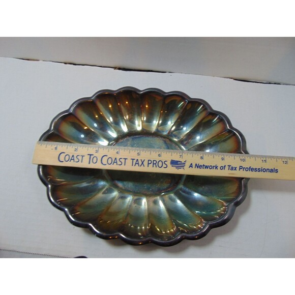 Reed & Barton #113 Holiday Pattern Oval Scallop Silverplate 10.5" Serving Dish - Picture 7 of 9